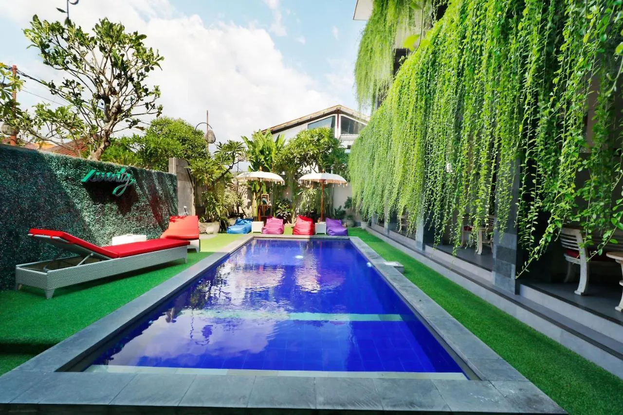 Vansari Hotel Seminyak 3*,  Indonesia